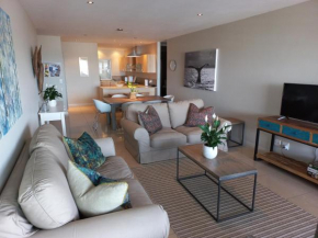 Luxury, spacious 3 bed apartment in Plett